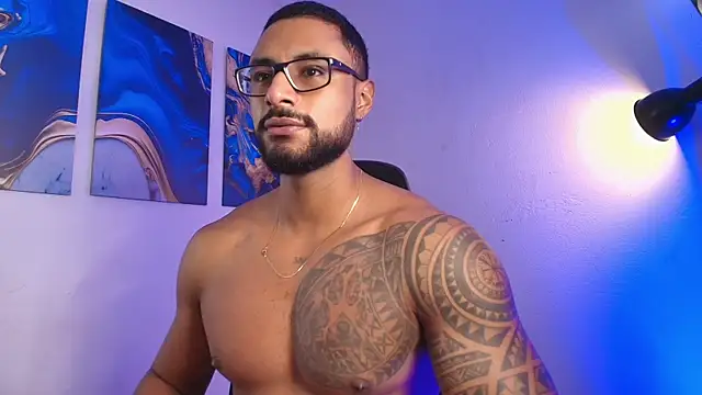 LiamGarcia1 online show from February 2026 02:50:01 PM