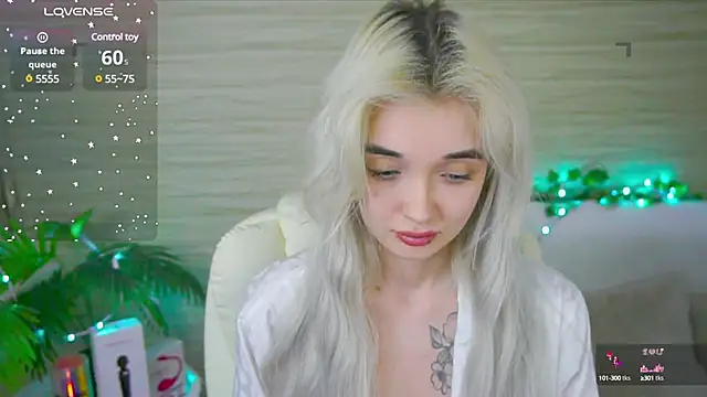 Snapshot of Ashley_S chatting on March 2025 02:23:02 AM Ashley S online show from March 2025 02:23:02 AM