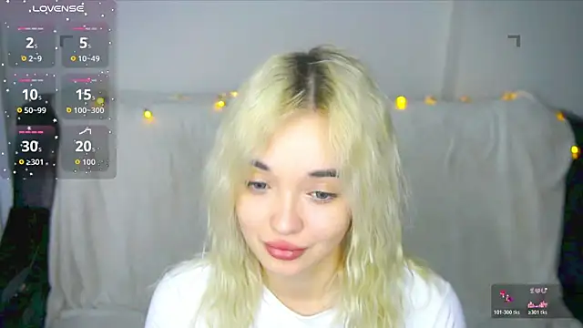 Ashley S online show from November 2025 11:04:02 PM