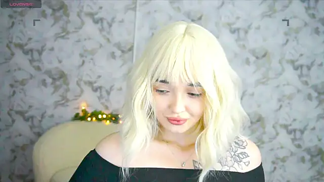 Ashley S online show from May 2026 10:19:01 PM