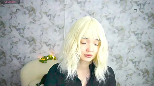 Ashley S online show from June 2026 10:15:01 PM
