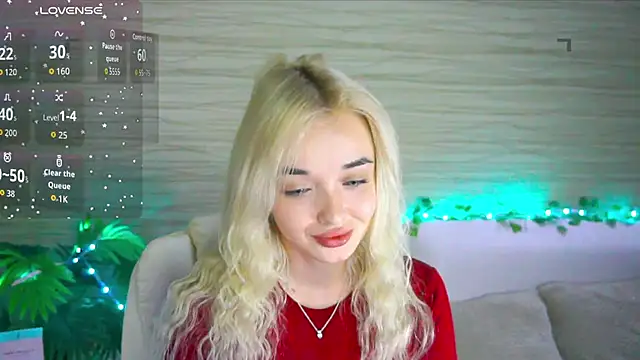 Snapshot of Ashley_S chatting on October 2025 10:07:02 PM Ashley S online show from October 2025 10:07:02 PM