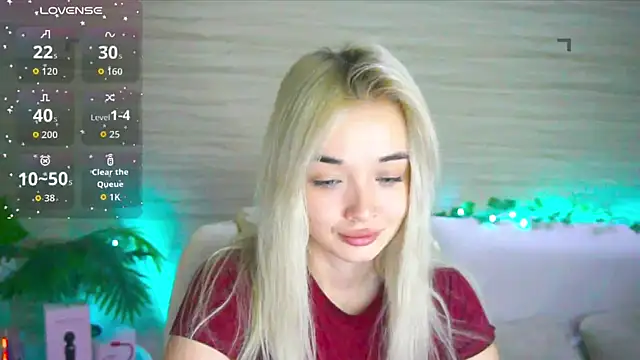 Snapshot of Ashley_S chatting on September 2025 10:05:01 PM Ashley S online show from September 2025 10:05:01 PM