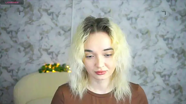 Ashley S online show from April 2026 10:19:02 PM