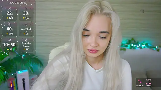 Snapshot of Ashley_S chatting on March 2025 11:03:02 PM Ashley S online show from March 2025 11:03:02 PM