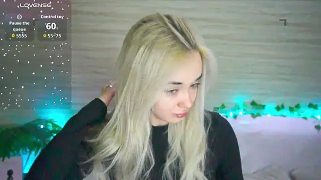 Snapshot of Ashley_S chatting on September 2025 11:29:02 PM Ashley S online show from September 2025 11:29:02 PM