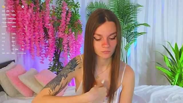 EvaHair online show from May 2026 07:08:02 PM