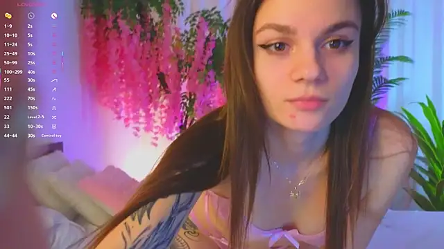 EvaHair online show from April 2026 07:07:02 PM