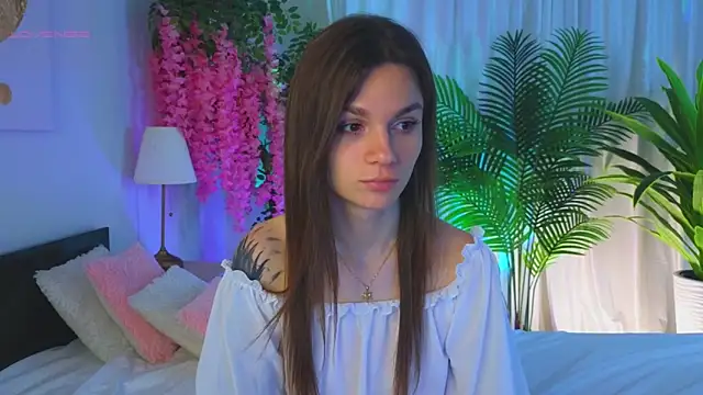 EvaHair online show from May 2026 07:19:02 PM