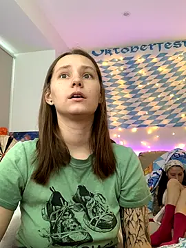 Snapshot of HotCaramellsTV chatting on September 2025 08:41:01 AM HotCaramellsTV online show from September 2025 08:41:01 AM