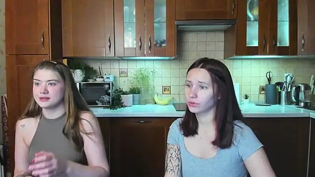 HotCaramellsTV online show from April 2026 10:45:02 AM