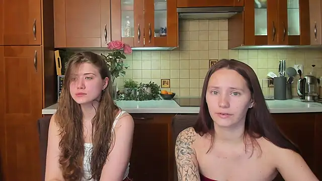 HotCaramellsTV online show from May 2026 11:30:02 AM