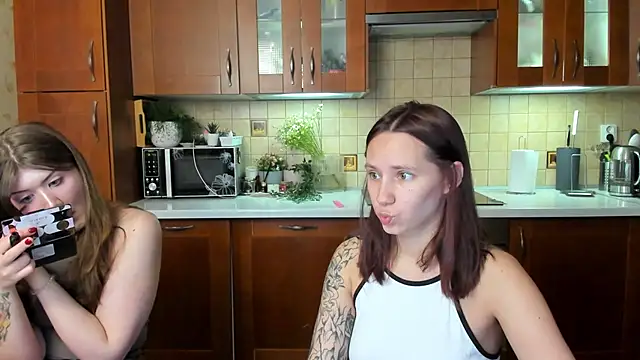 HotCaramellsTV online show from April 2026 10:19:02 AM