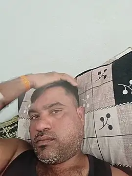 Snapshot of pintuS40 chatting on June 2026 07:47:01 AM pintuS40 online show from June 2026 07:47:01 AM