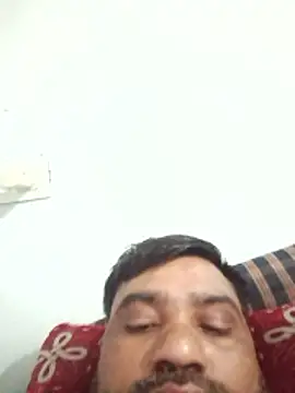 pintuS40 online show from February 2026 12:43:02 AM