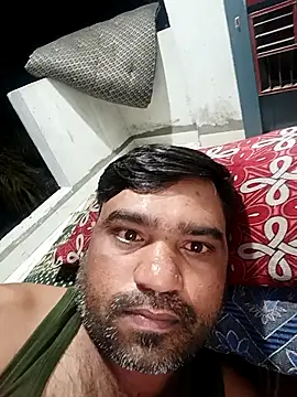 pintuS40 online show from April 2026 11:52:01 PM