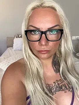 Nina LiveXXX online show from March 2026 10:50:02 AM