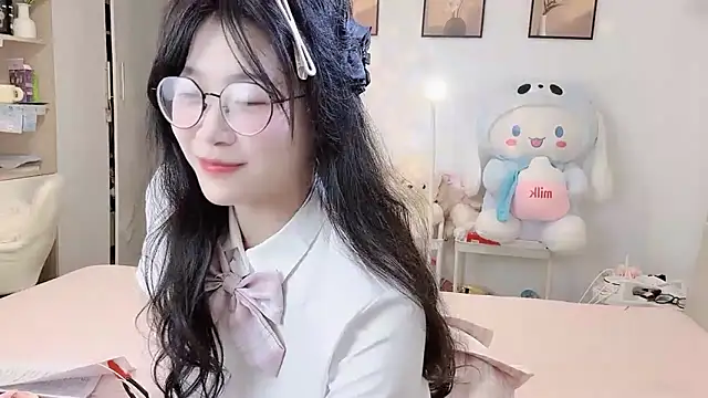 Luminous163 online show from November 2025 01:15:02 PM