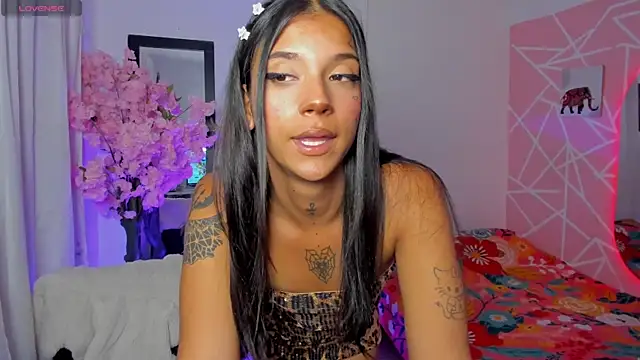 CoralRigan online show from October 2025 02:34:02 AM