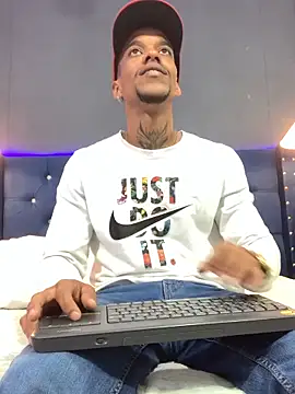 Salomon koude online show from December 2025 04:27:01 PM