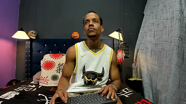 Salomon koude online show from October 2025 07:13:02 PM