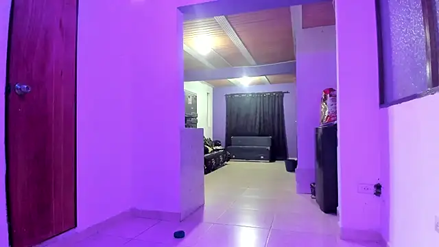 Salomon koude online show from November 2025 08:01:01 PM