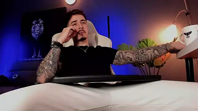 uptomatty online show from February 2026 07:50:02 AM