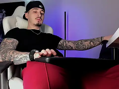 uptomatty online show from January 2026 10:10:01 AM