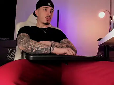 uptomatty online show from January 2026 07:45:01 AM