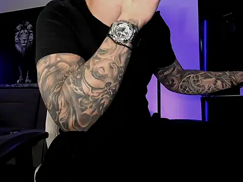 uptomatty online show from November 2025 07:57:02 AM