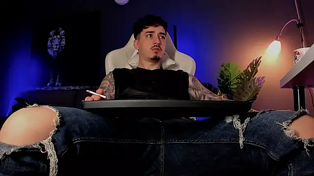 uptomatty online show from May 2026 07:11:02 AM