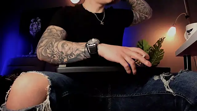 uptomatty online show from April 2026 07:46:01 AM