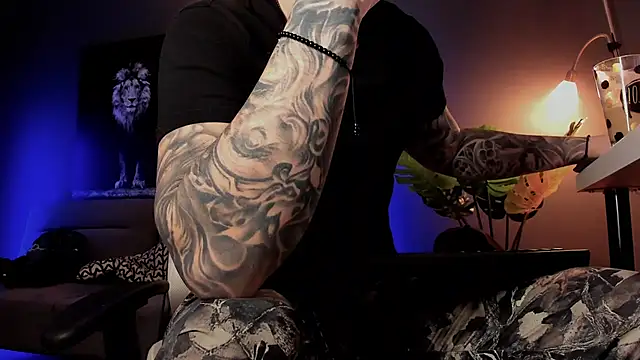 uptomatty online show from February 2026 07:48:02 AM