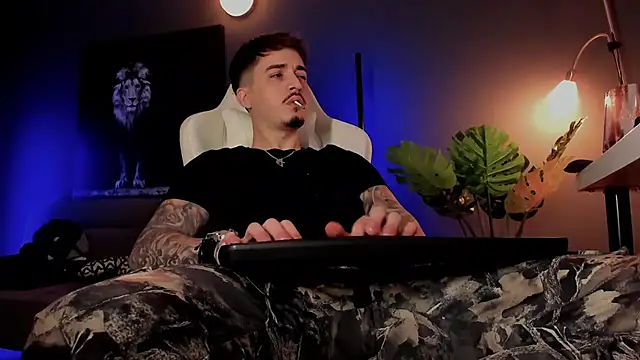 uptomatty online show from February 2026 07:47:02 AM