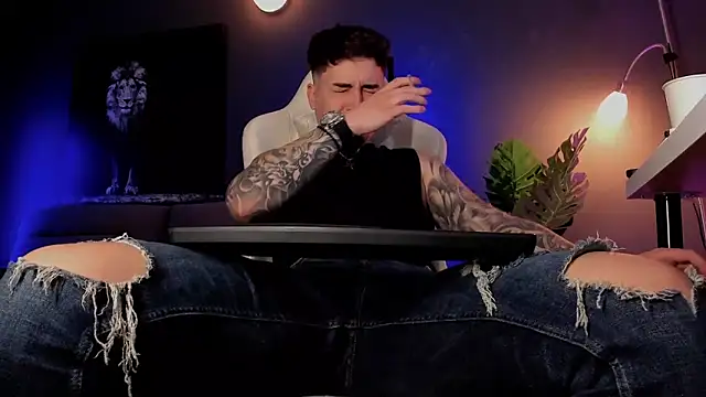 uptomatty online show from April 2026 07:48:01 AM