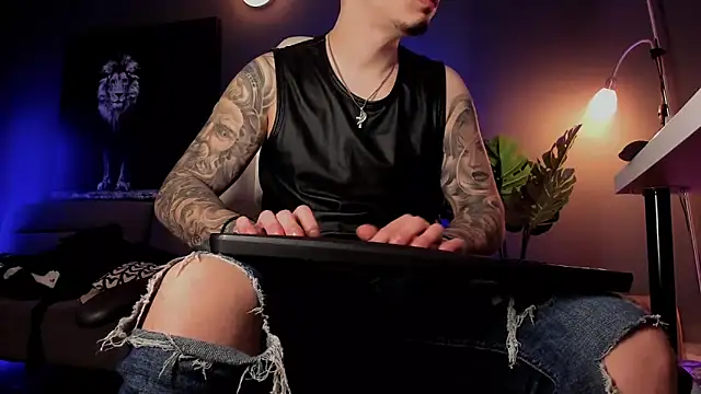 uptomatty online show from March 2026 09:27:01 AM