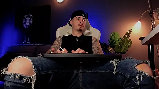 uptomatty online show from April 2026 07:26:02 AM