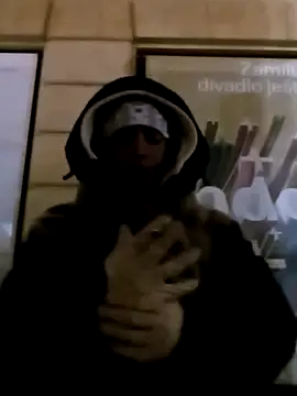 Dodge777 online show from November 2025 09:26:01 PM