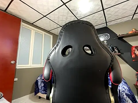 marcel crawford96 online show from November 2025 05:02:01 PM