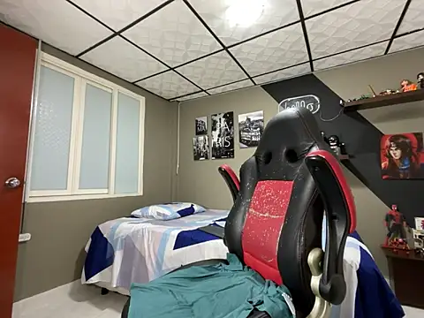 marcel crawford96 online show from February 2026 01:35:02 PM