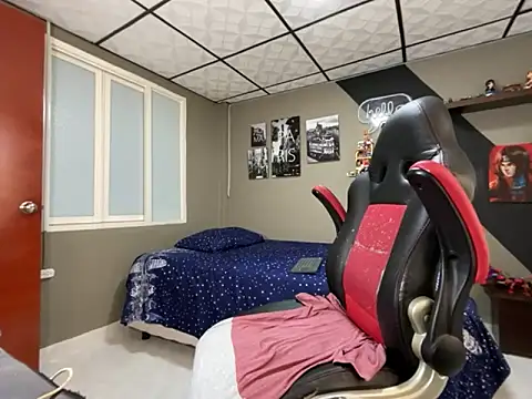 marcel crawford96 online show from November 2025 01:26:02 PM