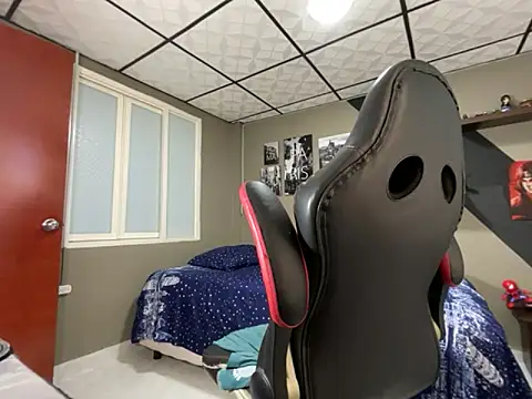 marcel crawford96 online show from November 2025 04:56:02 PM