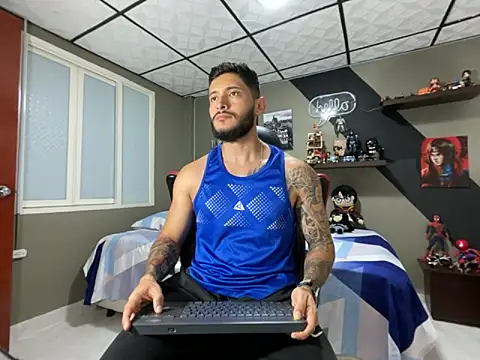 marcel crawford96 online show from November 2025 01:33:02 PM