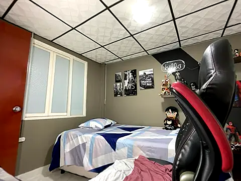 marcel crawford96 online show from December 2025 12:15:01 PM