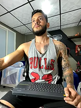 marcel crawford96 online show from December 2025 12:51:01 PM