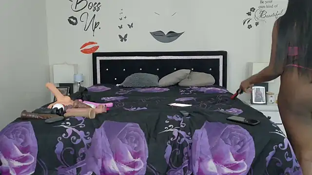 chocolatefantasyxxox online show from March 2025 07:25:01 PM