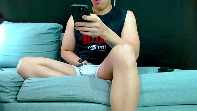 Danyer33 online show from November 2025 03:43:01 AM