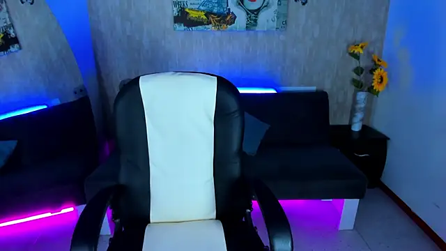 nova sex01 online show from April 2026 09:15:01 PM