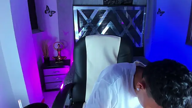 nova sex01 online show from June 2026 03:00:01 AM