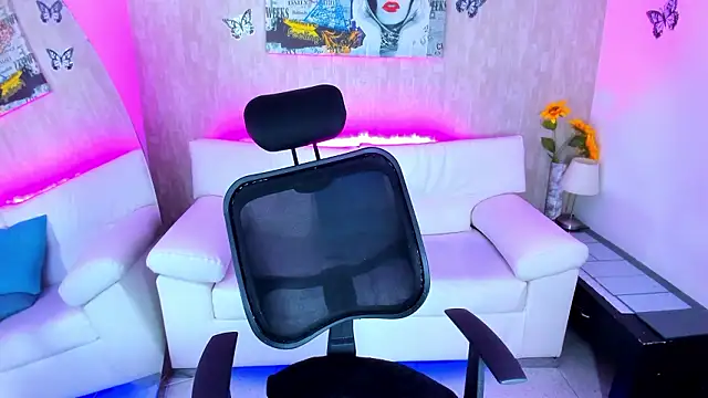 nova sex01 online show from February 2026 10:41:01 PM